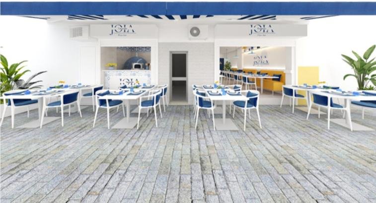 La terrazza JOIA con tavoli bianchi e dettagli blu, dal progetto presentato nel PDF